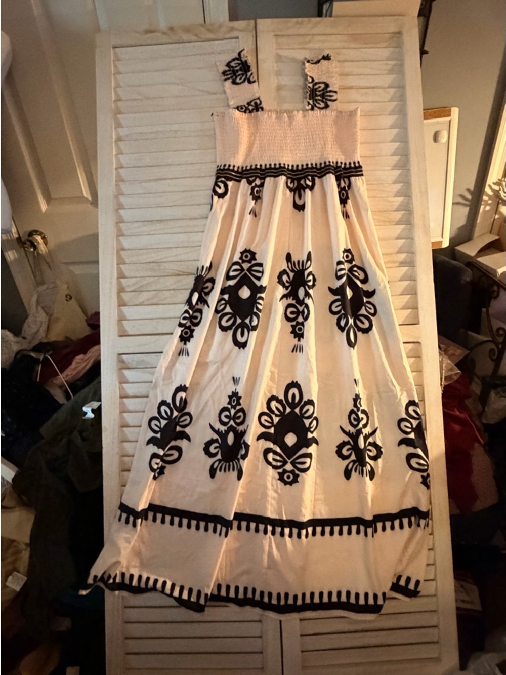 Source Unknown White Maxi Dress with Black Embroidered Pattern